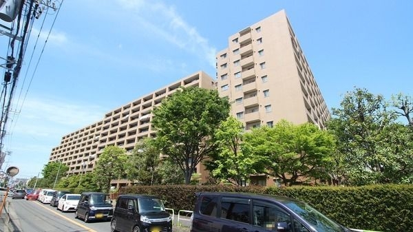 エステスクエアさがみ野イーストガーデン