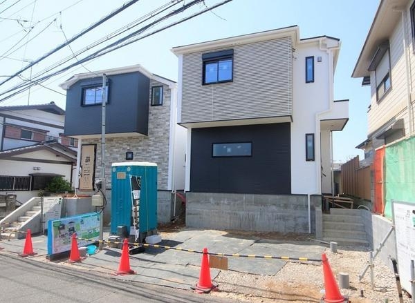 相模原市南区上鶴間1丁目2期　新築分譲住宅　2号棟