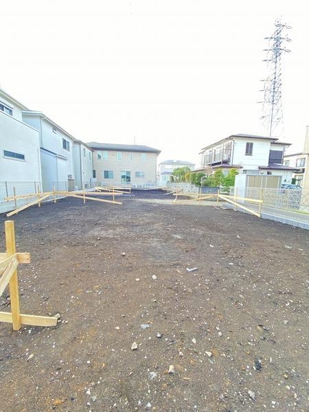 藤沢市高倉　新築戸建　全２棟　１号棟