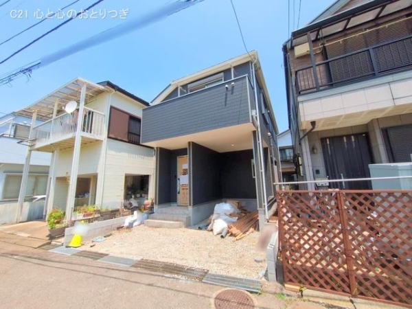綾瀬市上土棚北2丁目　戸建　01