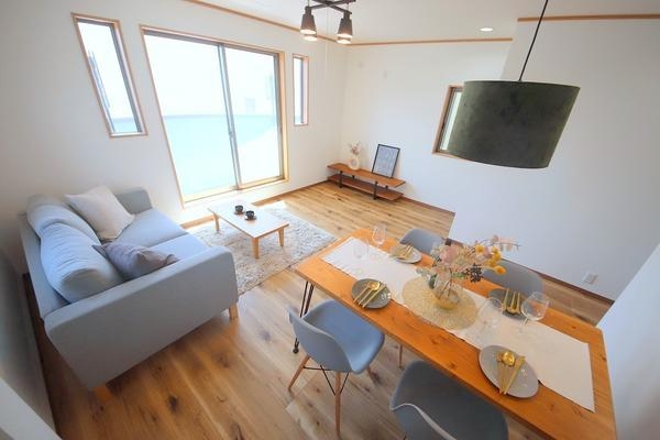 座間市東原４丁目の中古一戸建て
