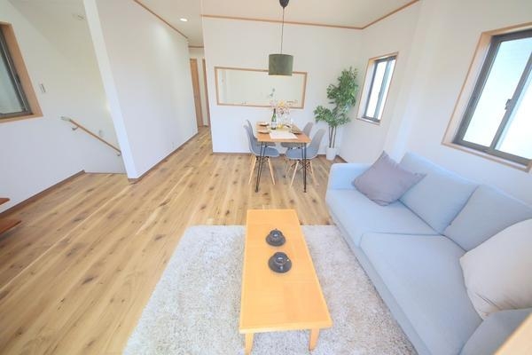 座間市東原４丁目の中古一戸建て