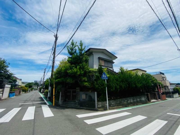 綾瀬市小園南２丁目の土地