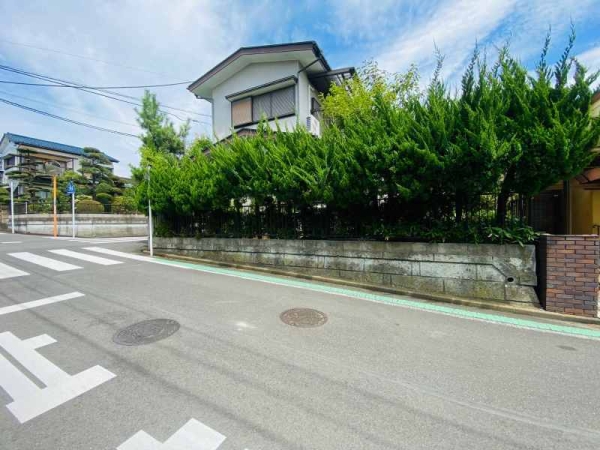 綾瀬市小園南２丁目の土地