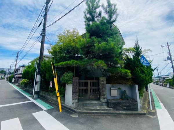 綾瀬市小園南２丁目の土地