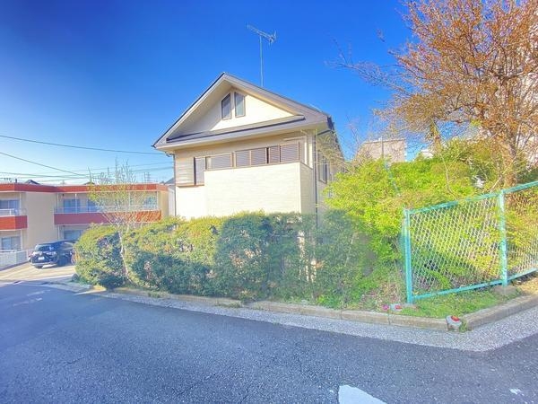 横浜市戸塚区汲沢３丁目　土地