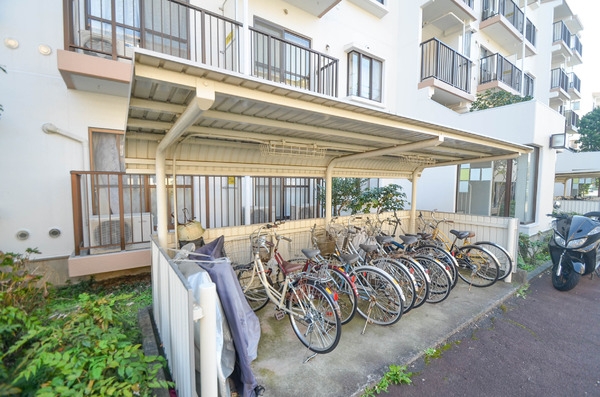 座間入谷ハイツ７号棟