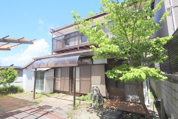 綾瀬市寺尾北３丁目の中古一戸建て