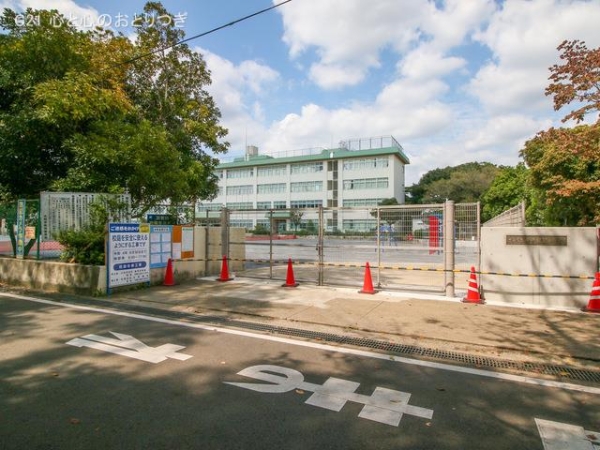 ドレッセ中央林間カレントコート(大和市立中央林間小学校)