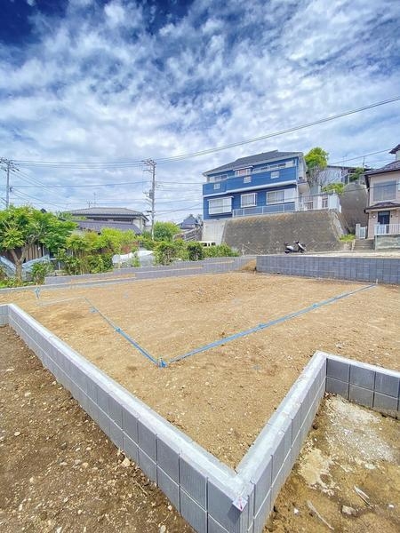 横浜市戸塚区舞岡町　新築戸建　全3棟　2号棟