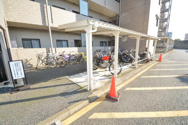 ベルドゥムール海老名弐番館