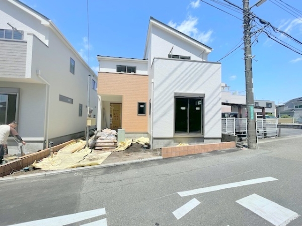 相模原市南区麻溝台5丁目5期　新築分譲住宅　2号棟