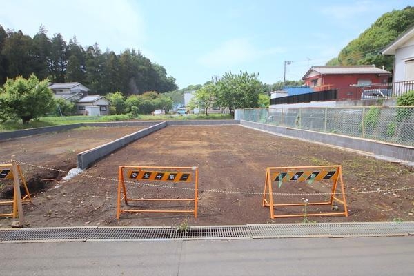 座間市栗原　建築条件なし売地　B区画