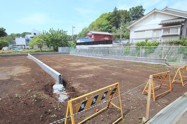 座間市栗原の土地