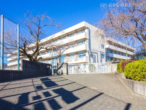 町田市山崎町の中古一戸建て(町田市立山崎中学校)