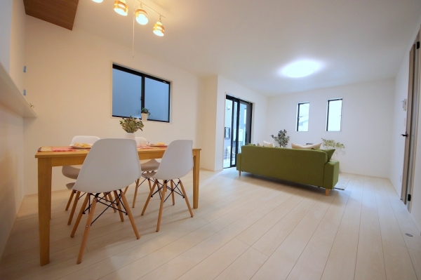 相模原市南区麻溝台8丁目3期　新築分譲住宅　1号棟