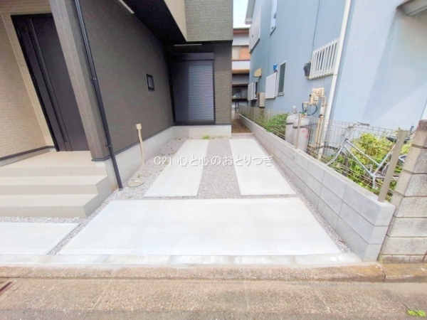 相模原市南区麻溝台8丁目3期　新築分譲住宅　2号棟