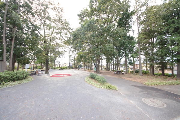 横浜市泉区下和泉３丁目　新築戸建　全２棟　２号棟(下和泉公園)
