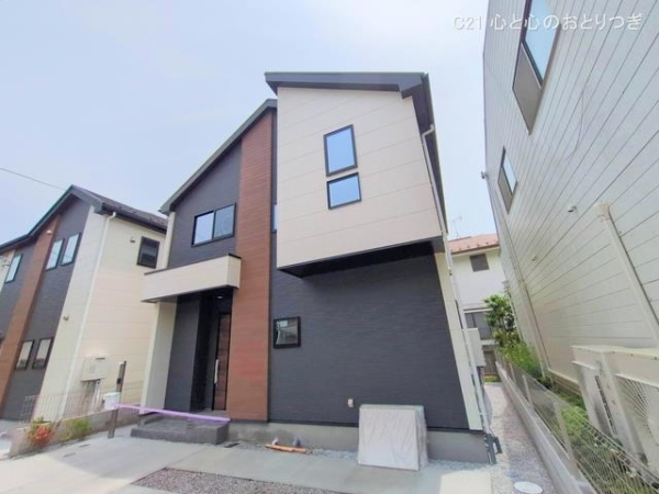 相模原市南区鵜野森2丁目1期　新築分譲住宅　2号棟