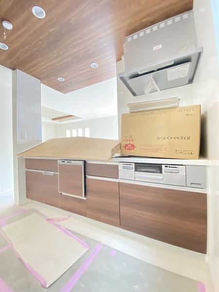 横浜市戸塚区名瀬町　新築戸建　全２棟　２号棟