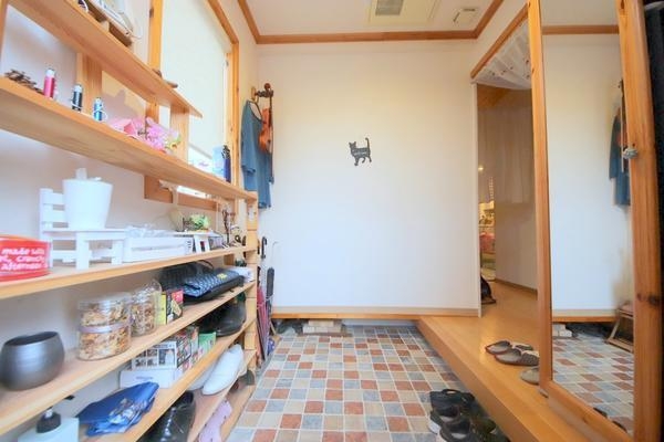 座間市緑ケ丘４丁目の中古一戸建て