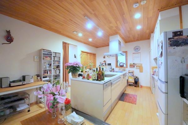 座間市緑ケ丘４丁目の中古一戸建て