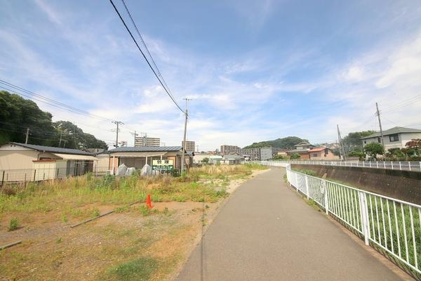 座間市南栗原３丁目の土地