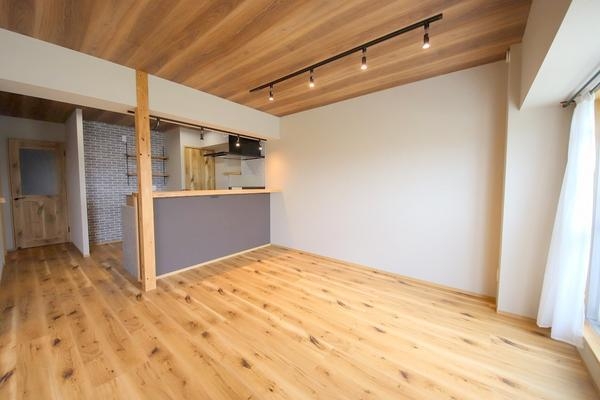 東建座間ハイツ４号棟東館