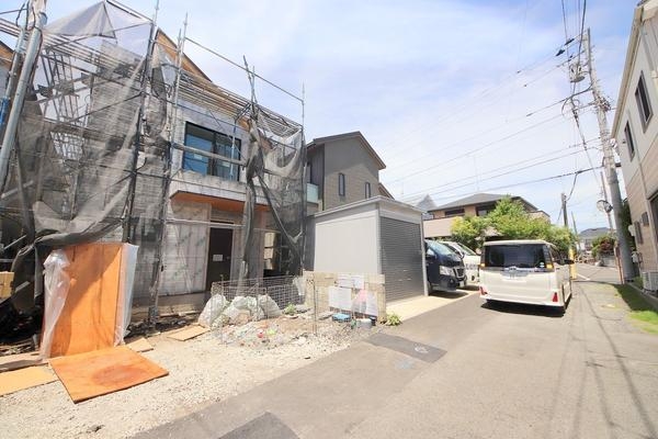 相模原市南区東林間7丁目　新築分譲住宅　2号棟