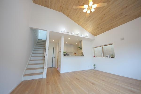 相模原市南区南台5丁目　新築分譲住宅　2号棟