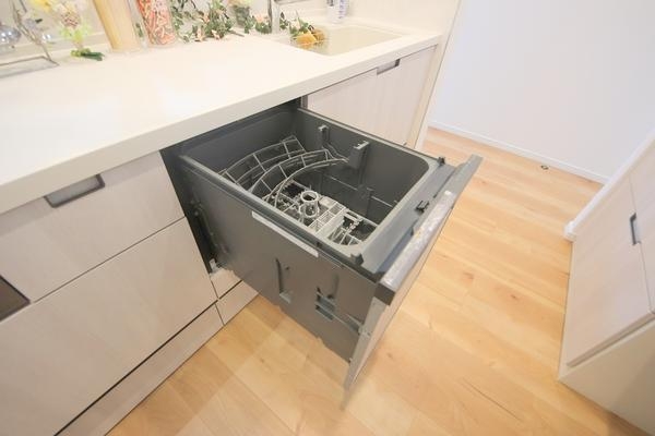 相模原市南区南台5丁目　新築分譲住宅　2号棟