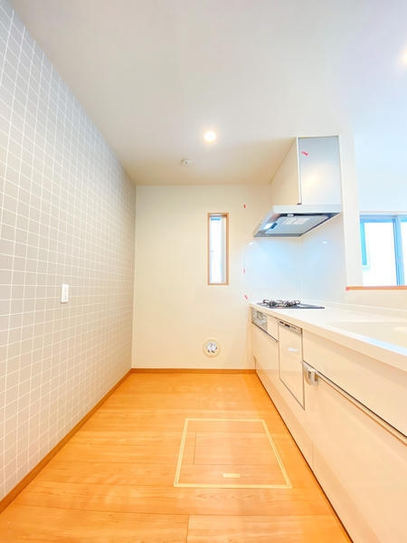 綾瀬市蓼川3丁目　新築戸建　全2棟　B号棟