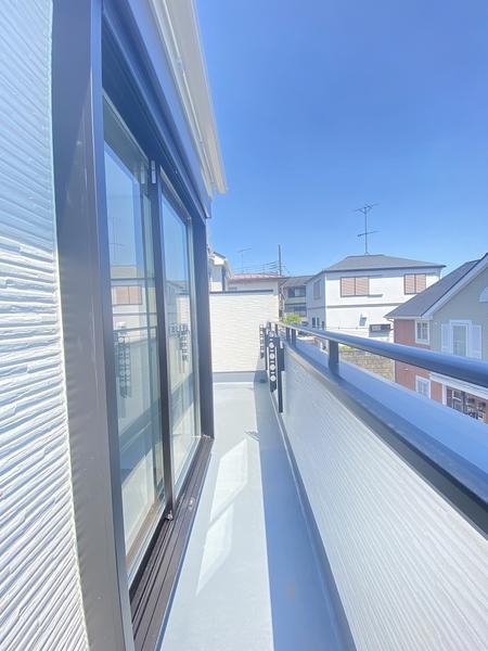 藤沢市打戻　新築戸建　全３棟　２号棟
