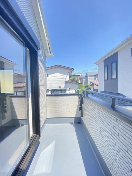 藤沢市打戻　新築戸建　全３棟　１号棟