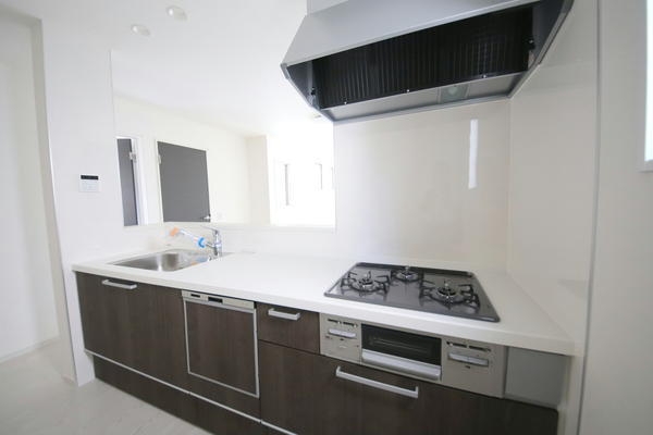 座間市入谷西3丁目3期　新築分譲住宅　2号棟