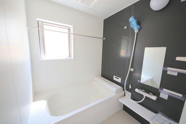 座間市入谷西3丁目3期　新築分譲住宅　2号棟