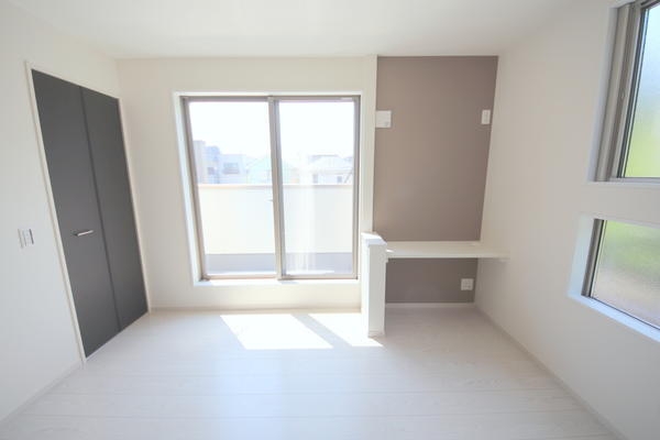 座間市入谷西3丁目3期　新築分譲住宅　2号棟