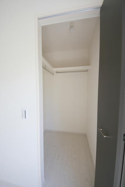 座間市入谷西3丁目3期　新築分譲住宅　2号棟