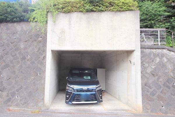 座間市栗原中央３丁目の中古一戸建て