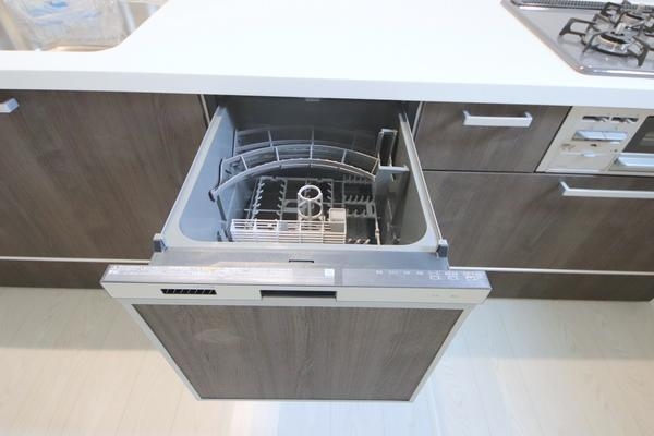 相模原市南区南台6丁目3期　新築分譲住宅　2号棟