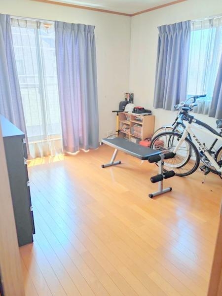 座間市ひばりが丘４丁目の中古一戸建て