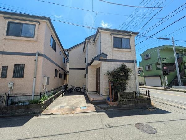 座間市ひばりが丘４丁目の中古一戸建て