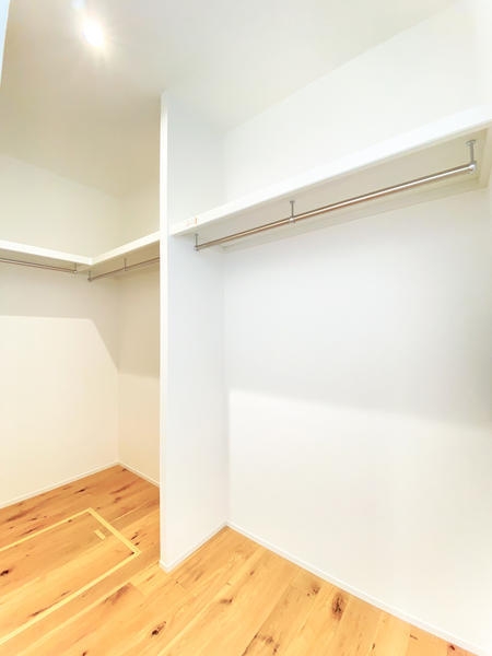 綾瀬市寺尾本町１丁目の中古一戸建て