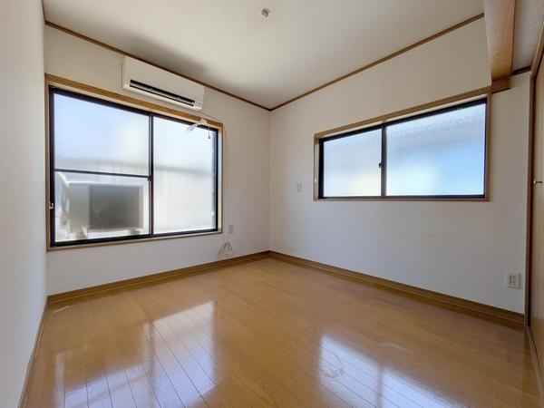 座間市ひばりが丘５丁目の中古一戸建て