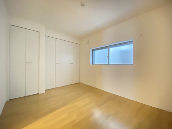 横浜市戸塚区名瀬町 新築戸建 全3棟 3号棟(子供部屋)