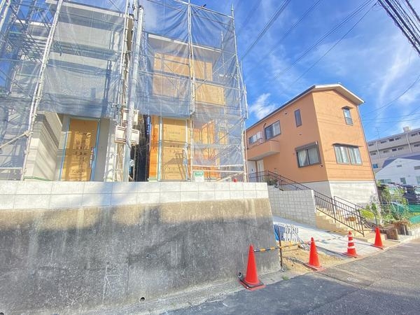 横浜市戸塚区名瀬町　新築戸建　全３棟　１号棟