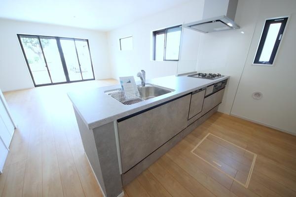 座間市座間1丁目3期 新築分譲住宅 1号棟(キッチン)