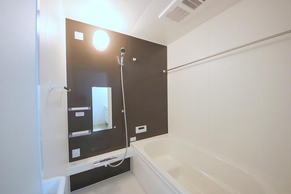 座間市座間1丁目3期 新築分譲住宅 1号棟(バス)