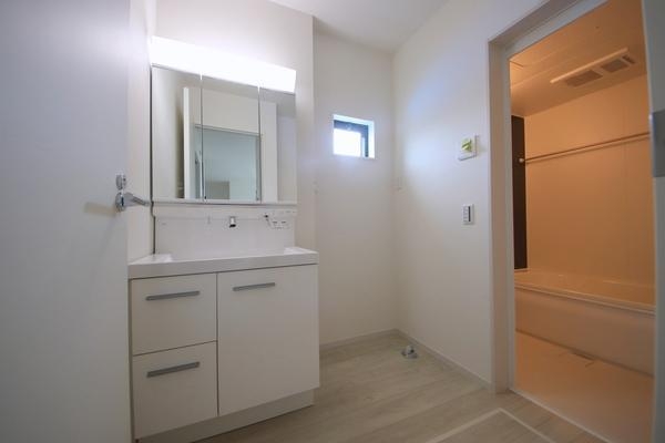 座間市座間1丁目3期　新築分譲住宅　2号棟