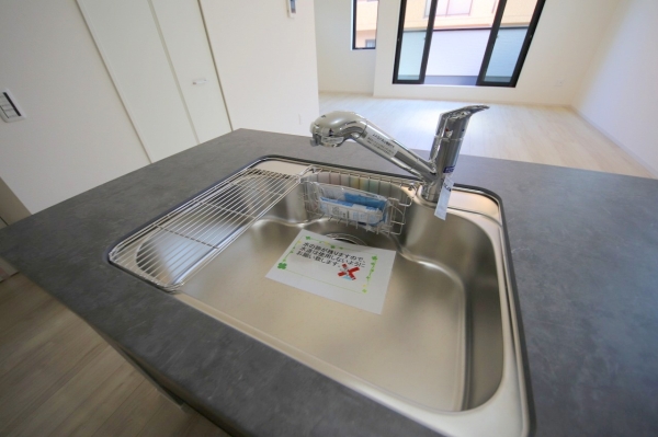 座間市緑ケ丘4丁目3期　新築分譲住宅